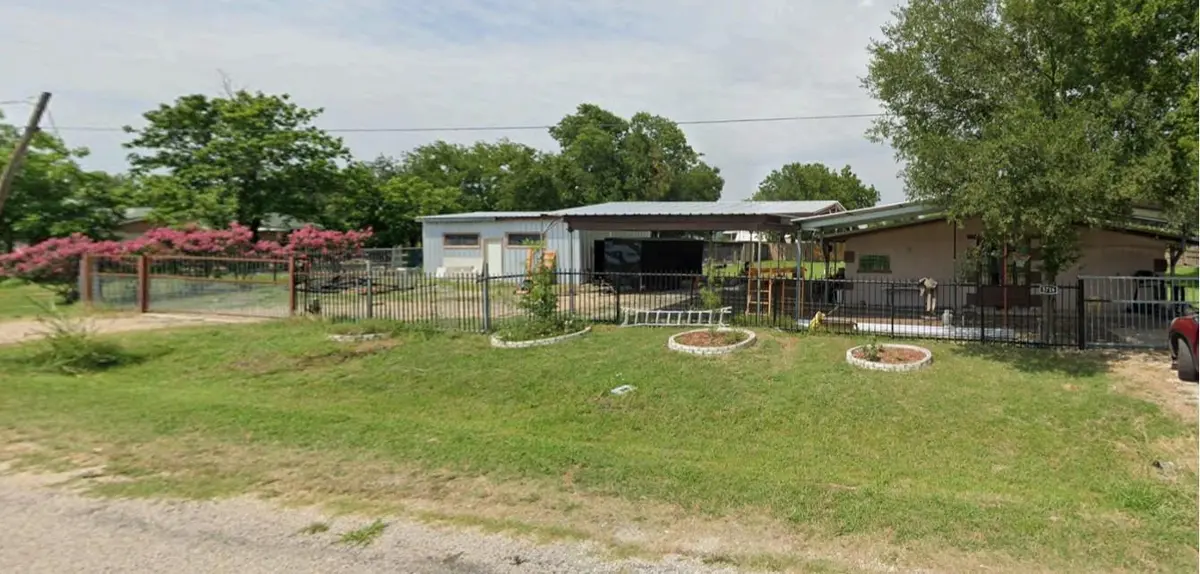 5716 Avenue C, Heidenheimer, TX 76501