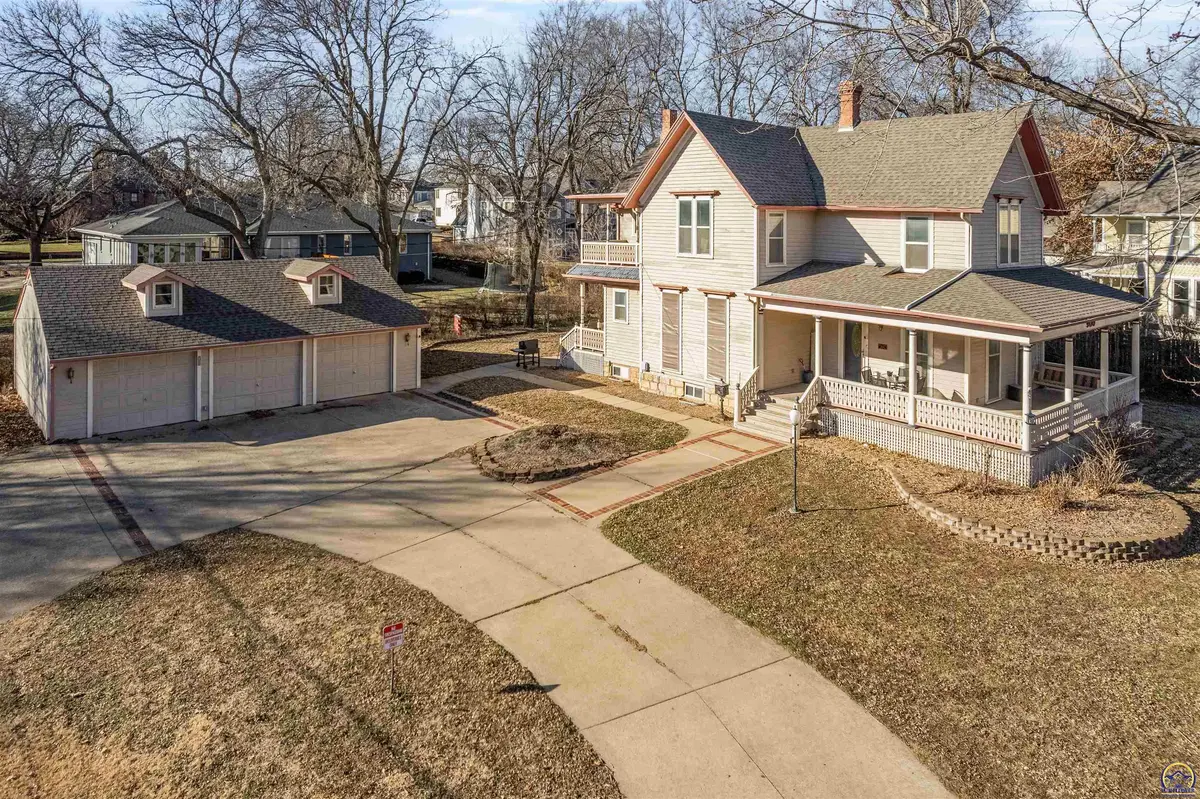 900 N Buckeye ST, Abilene, KS 67410