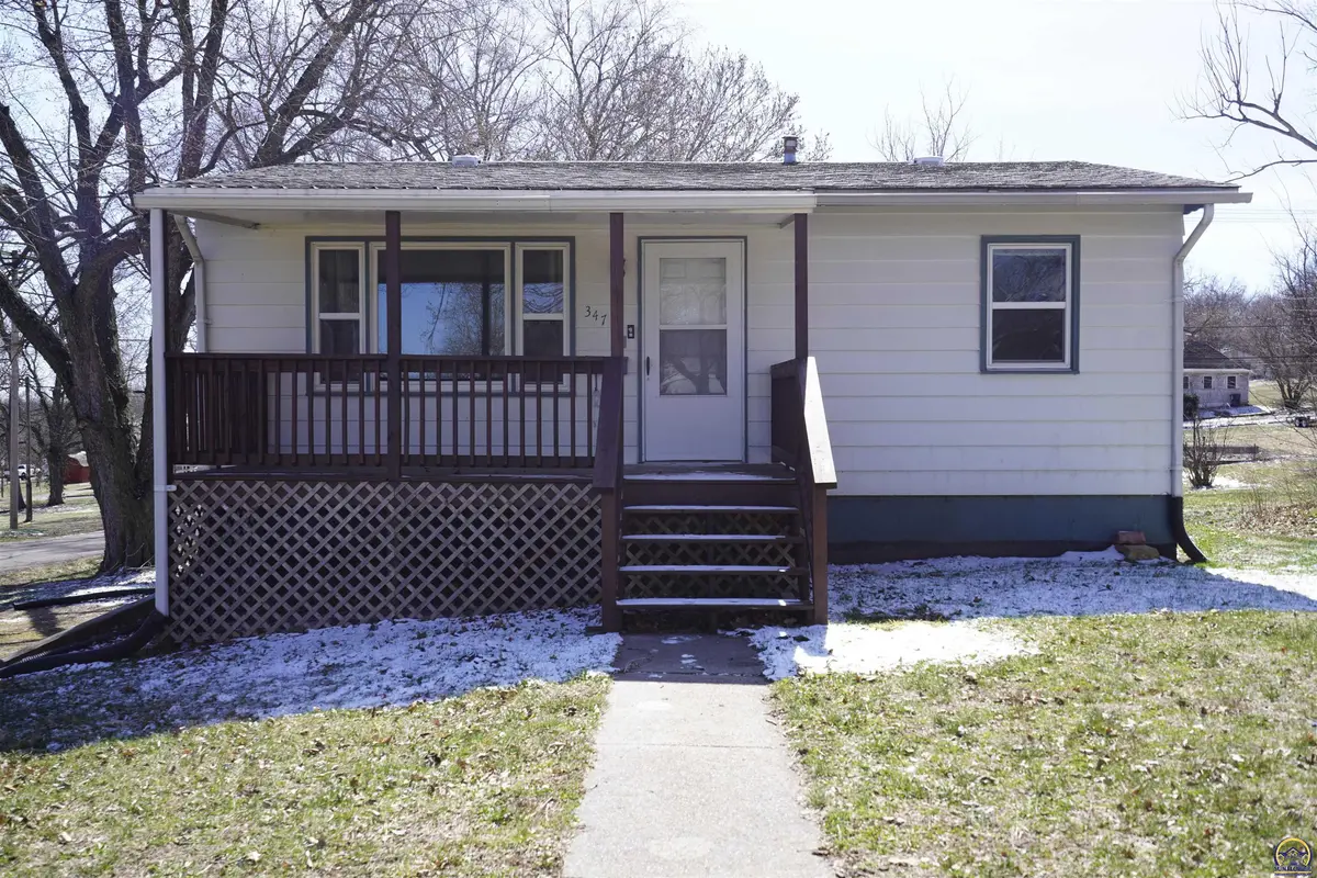 347 E 9th St, Horton, KS 66439