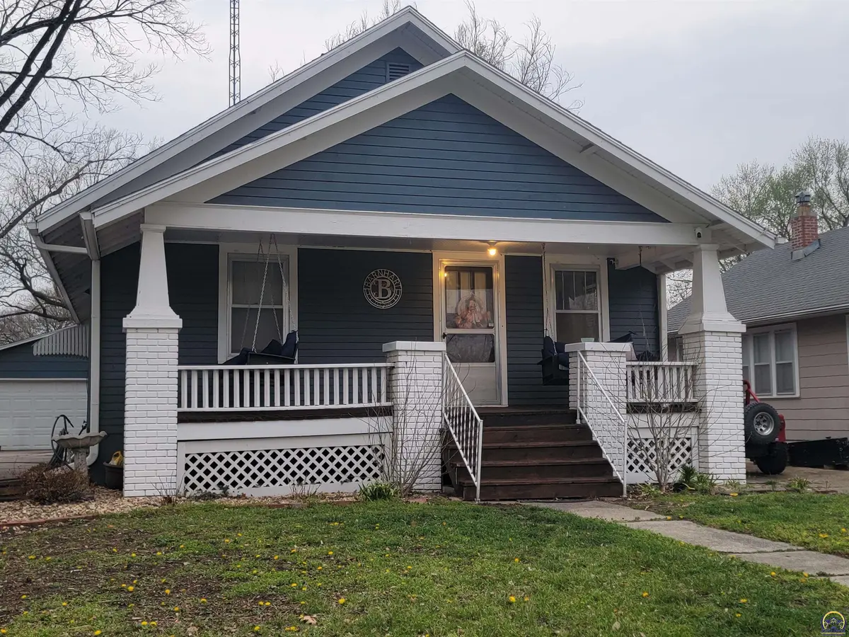 525 S Exchange ST, Emporia, KS 66801-4964
