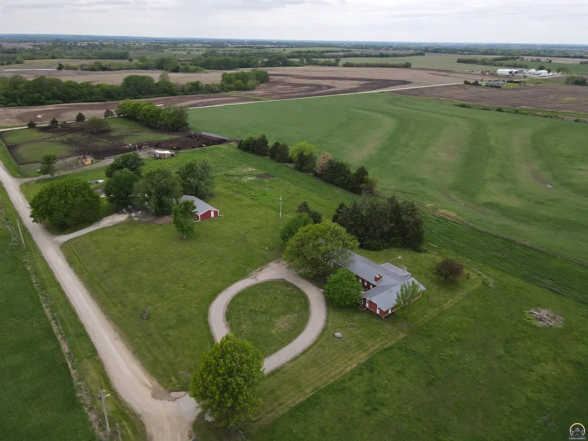 15358 294th ST, Netawaka, KS 66552