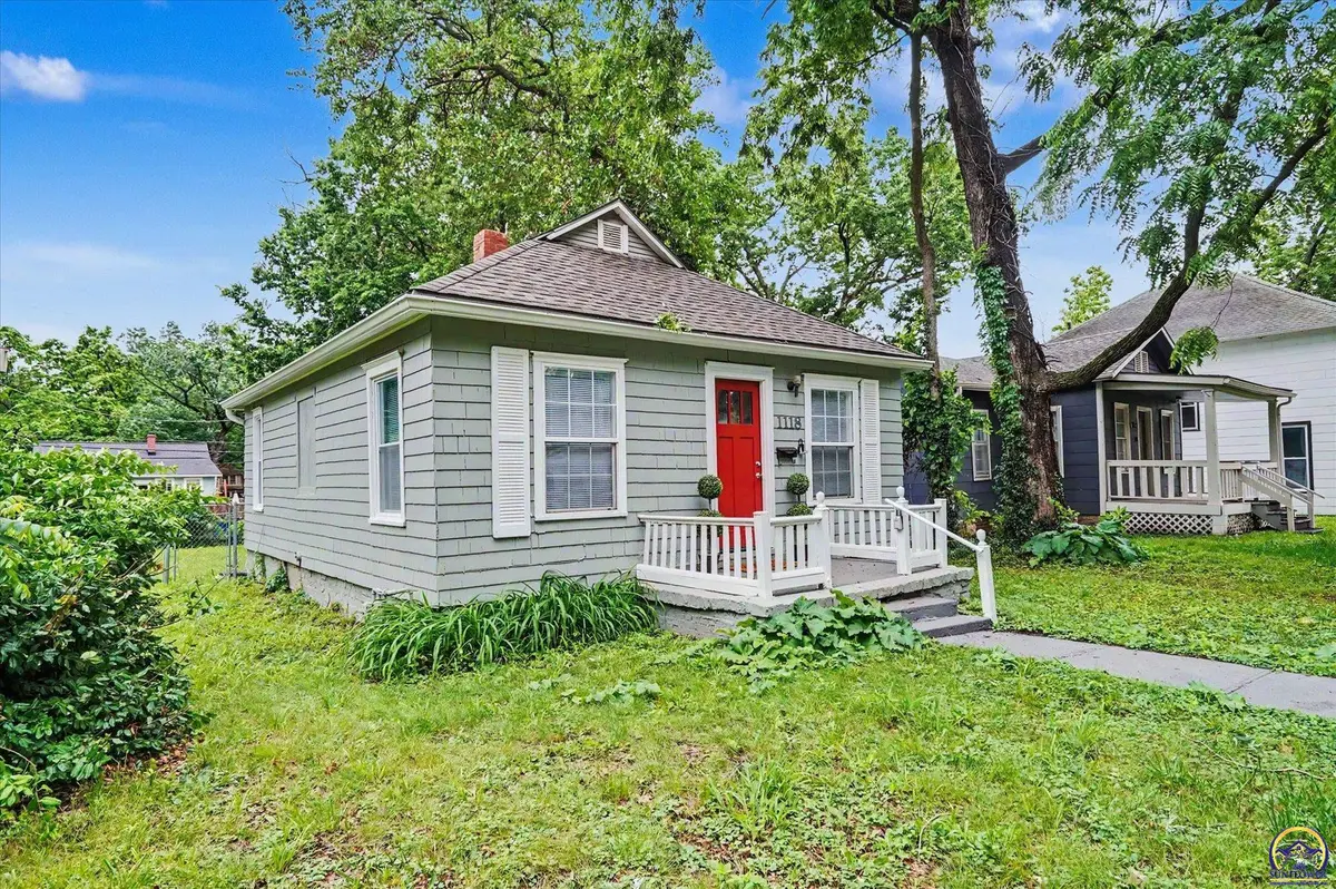 1118 Pennsylvania St, Lawrence, KS 66044-3366