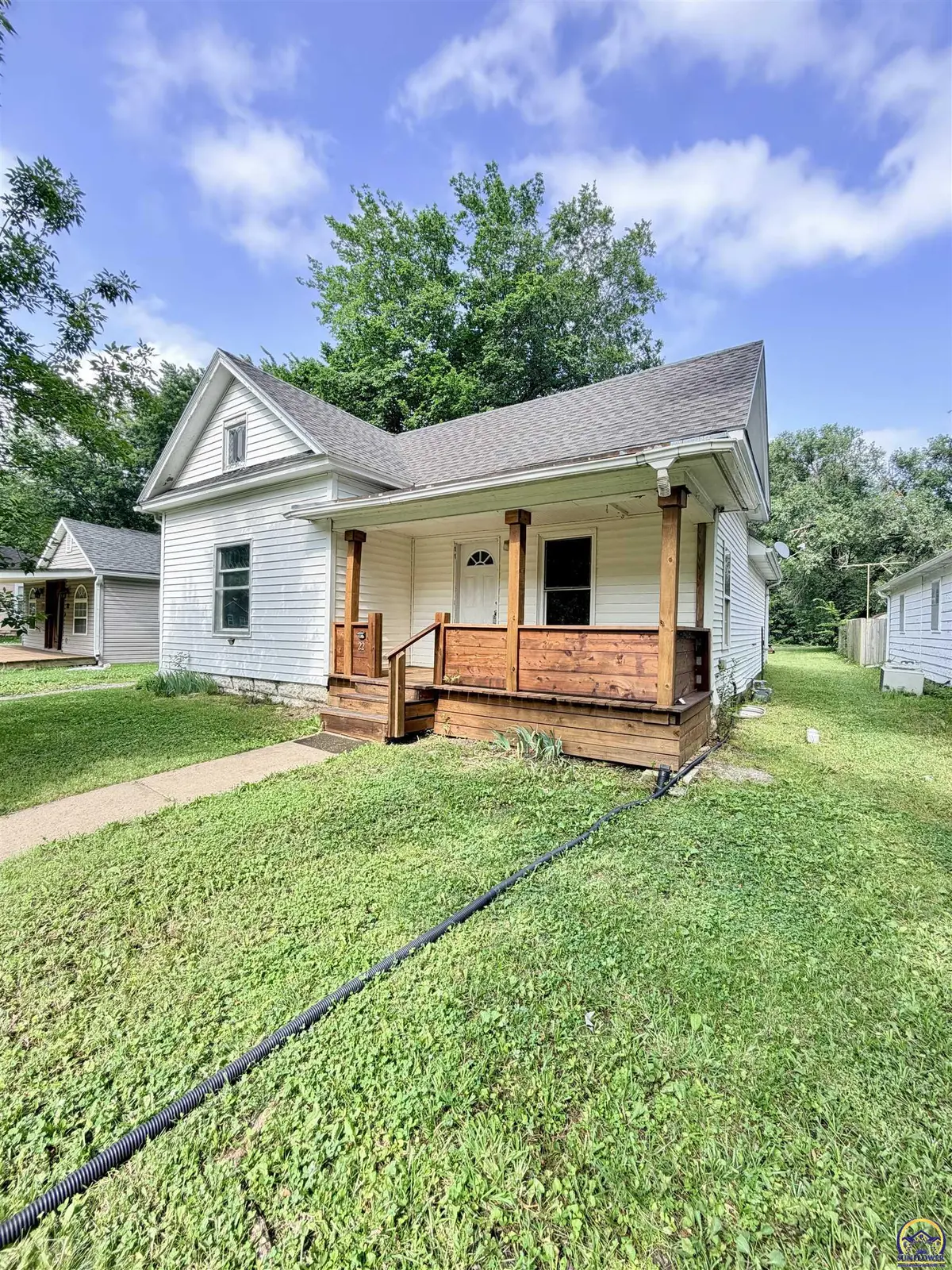 22 S Cottonwood ST, Emporia, KS 66801-9999