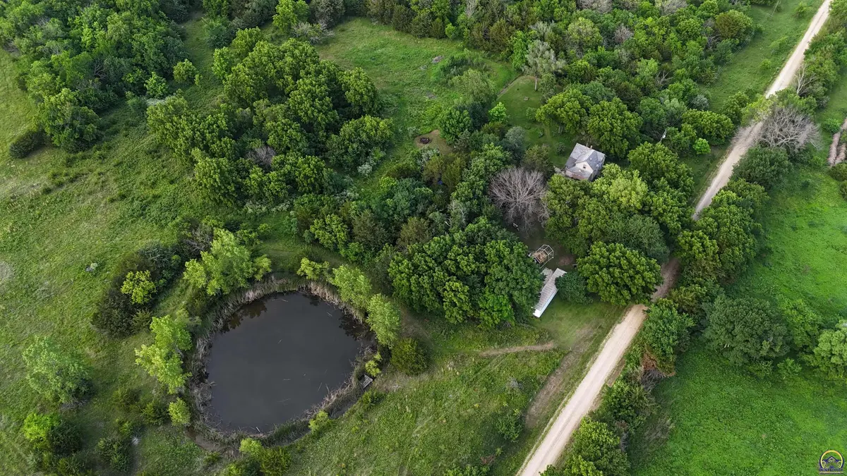 2116 Road 390, Burlingame, KS 66413