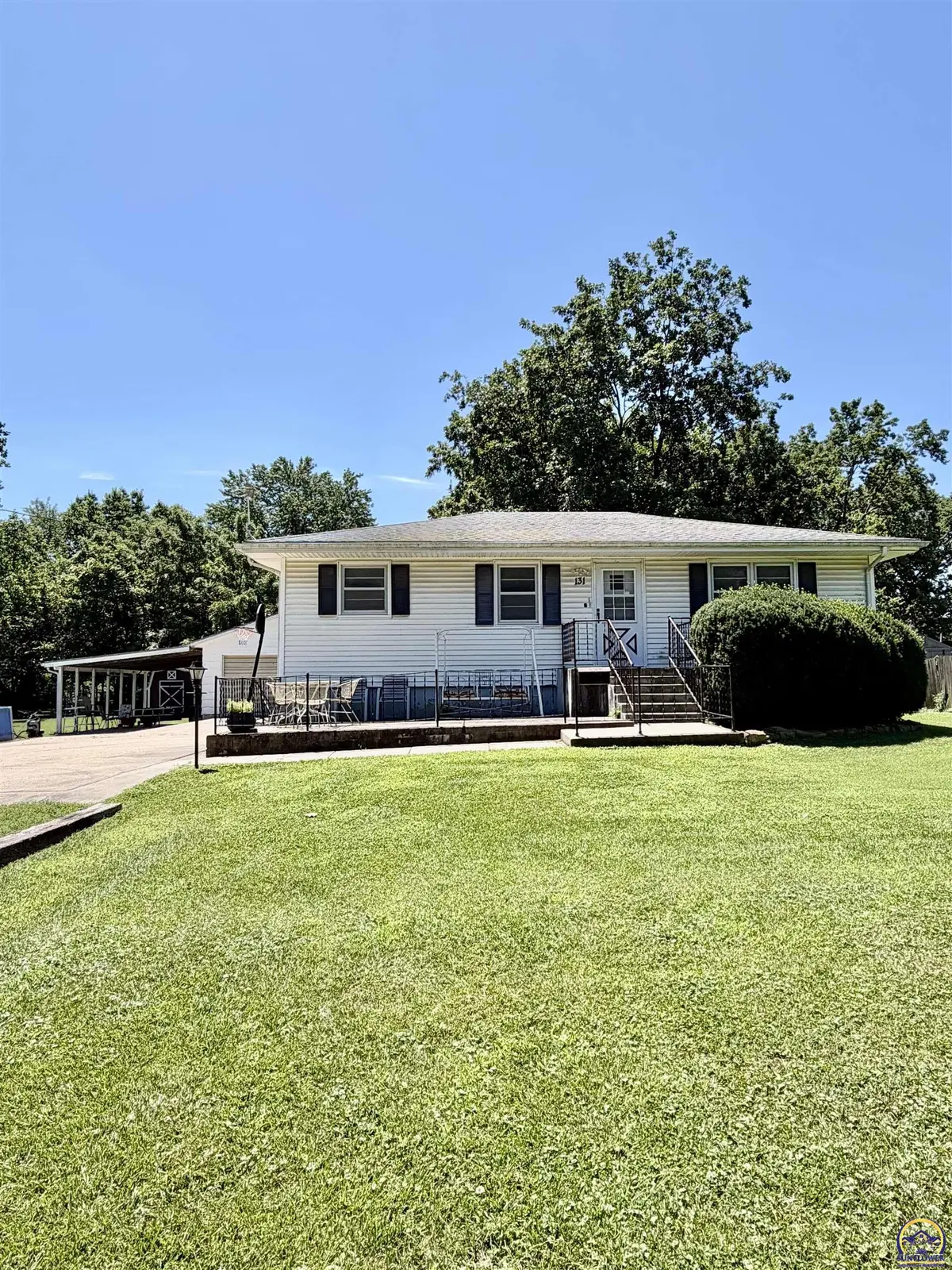 131 E Dayton AVE, Burlingame, KS 66413