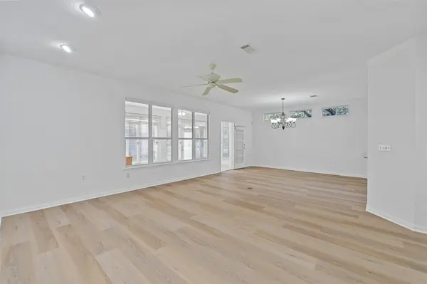 101 Buttercup TRL, Georgetown, TX 78633