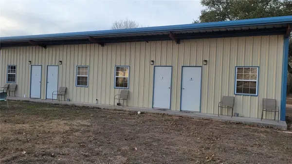 3033 S Us Highway 77 - Income Producing Property, La Grange, TX 78945