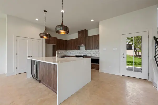 2646 Crazyhorse PASS, Austin, TX 78734