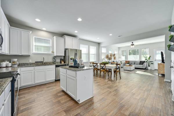 316 La Escalera DR, Leander, TX 78641