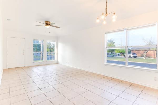 300 Tamara DR #A, Georgetown, TX 78628