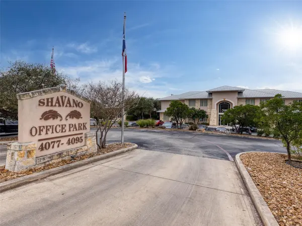 4085 De Zavala RD, Shavano Park, TX 78249