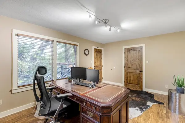 322 Cheatham ST, San Marcos, TX 78666