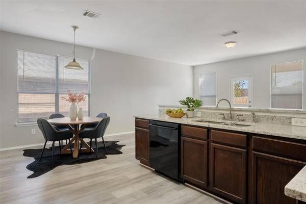 11853 Gaelic DR, Austin, TX 78754
