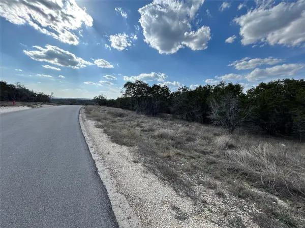 1011 Pristine PKWY, Canyon Lake, TX 78133