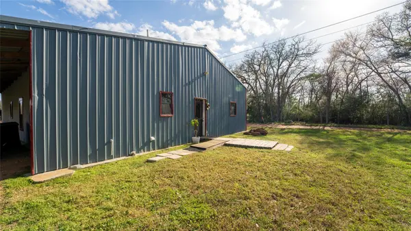 969 Private Road 7054, Gause, TX 77857