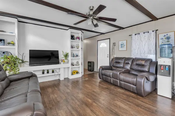 815 Rustler PASS, Kyle, TX 78640