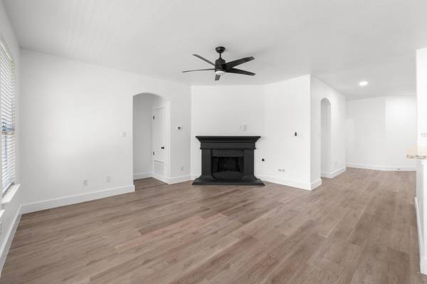 11124 Silo Valley DR, Austin, TX 78754