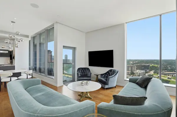 210 Lavaca ST #2903, Austin, TX 78701