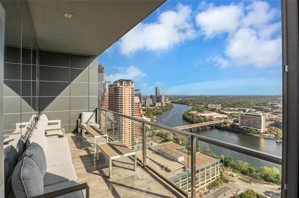 210 Lavaca ST #2903, Austin, TX 78701