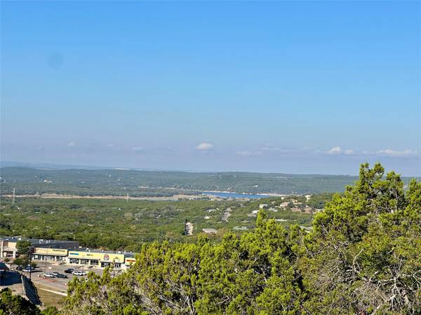 7904 Arroyo Ave, Lago Vista, TX 78645