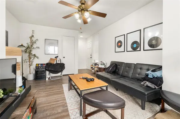 2409 Leon ST #307, Austin, TX 78705