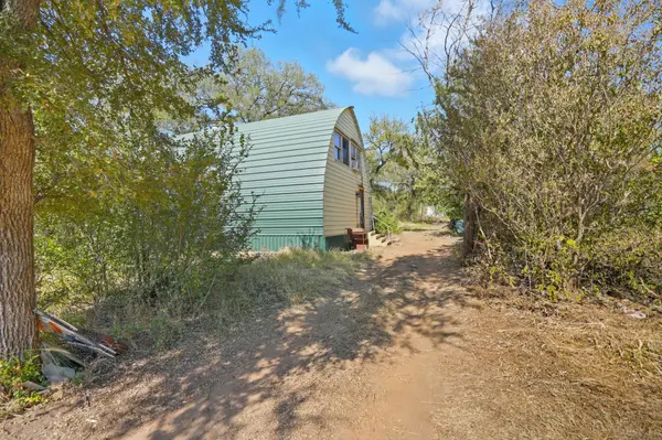 201 Deer Springs LOOP, Burnet, TX 78611