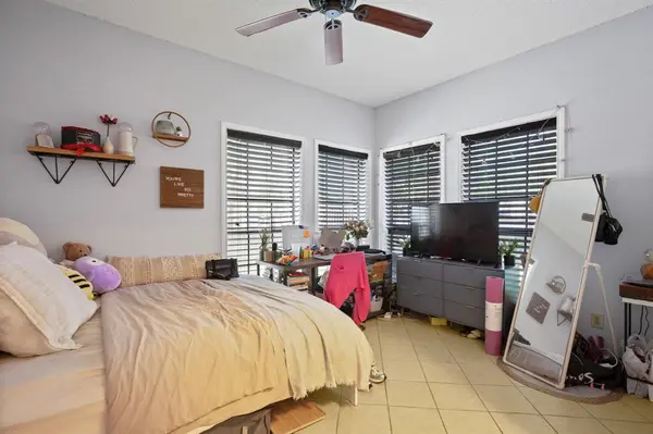 715 22 1/2 ST #101, Austin, TX 78705