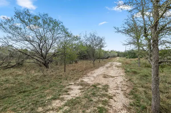 264 Mesquite DR #B, Cedar Creek, TX 78612