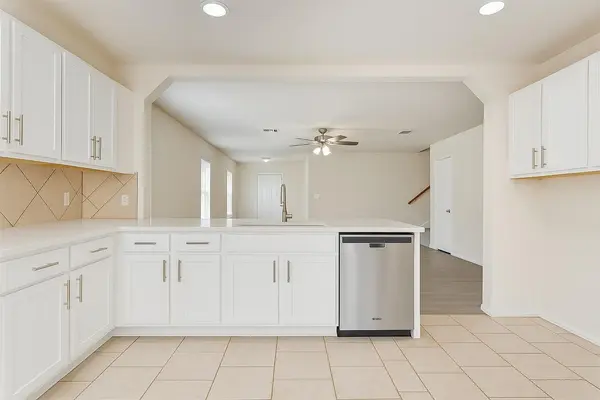 7432 Cayenne LN, Austin, TX 78741