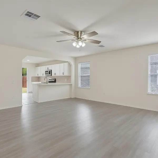 7432 Cayenne LN, Austin, TX 78741
