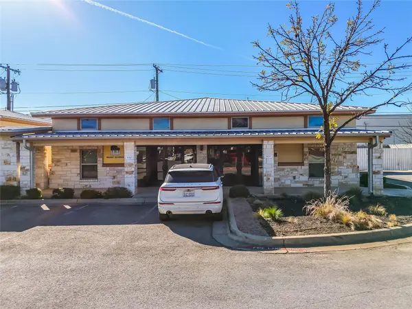 3001 Joe Dimaggio BLVD #600A + 650B, Round Rock, TX 78665