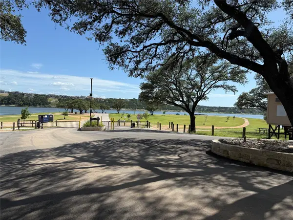 20000 Continental CV, Lago Vista, TX 78645