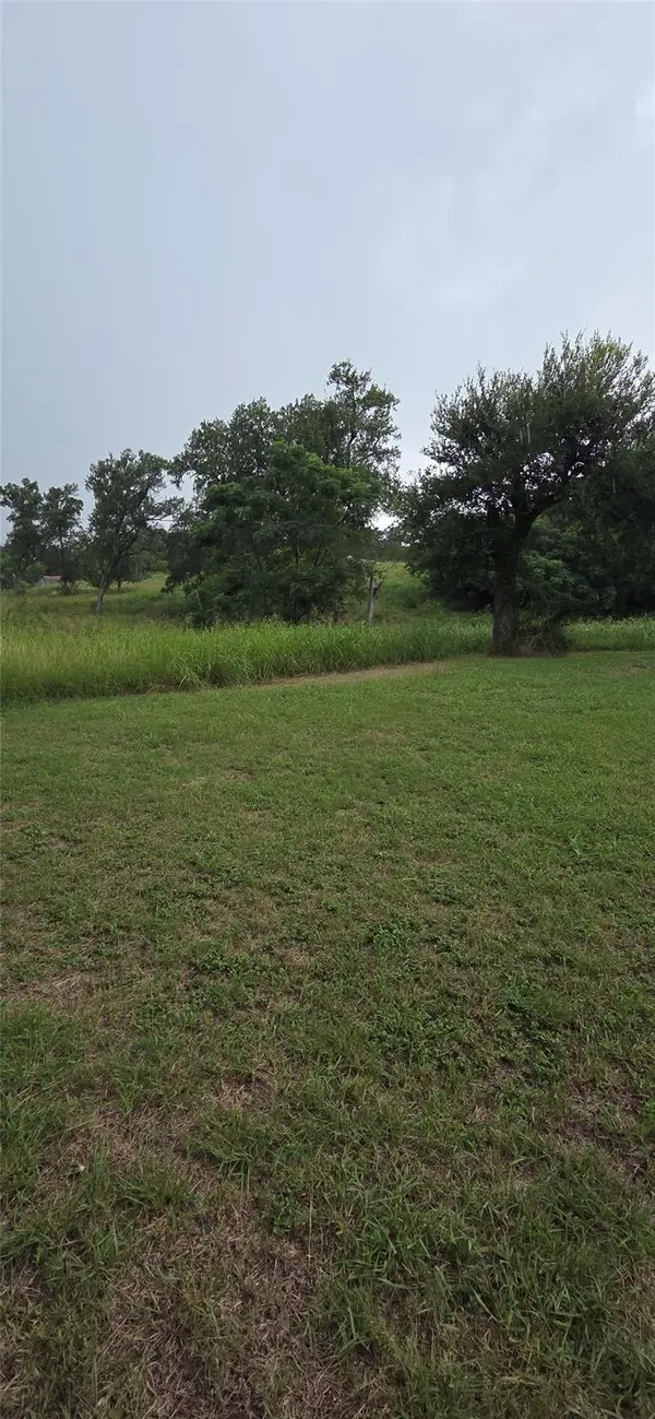TBD S Jefferson, Cameron, TX 76520