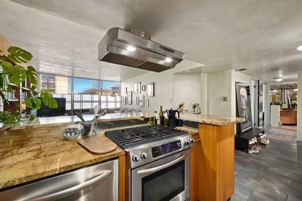 1800 Lavaca ST #A-208, Austin, TX 78701