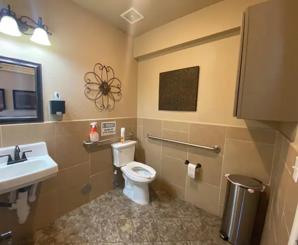 302 W Main ST #202, Round Rock, TX 78664