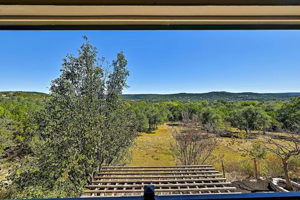 10613 Turkey Bend DR, Jonestown, TX 78645