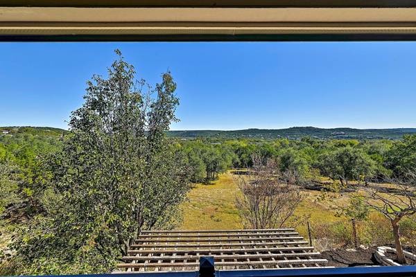 10613 Turkey Bend DR, Jonestown, TX 78645