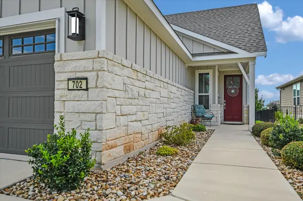 702 Kitty Hawk RD, Georgetown, TX 78633