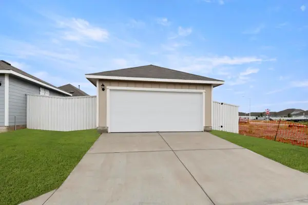 2963 Winding Creek RD, Kyle, TX 78640
