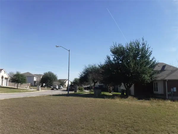 317 Gettysburg LOOP, Elgin, TX 78621