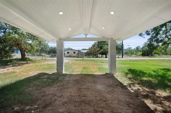 210 Highcrest DR, Granite Shoals, TX 78654