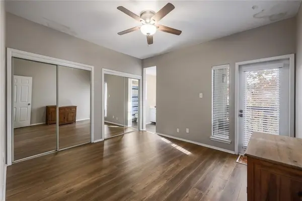 807 W 25th ST #206, Austin, TX 78705