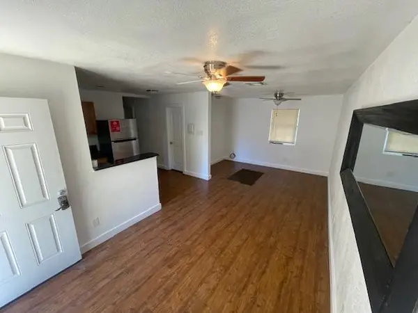 1113 E 3rd ST #B, Austin, TX 78702