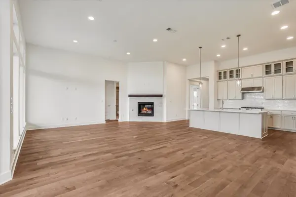 2869 Honeywood DR, Leander, TX 78641