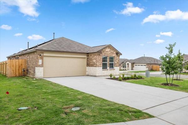 104 Winged Foot CV, San Marcos, TX 78666