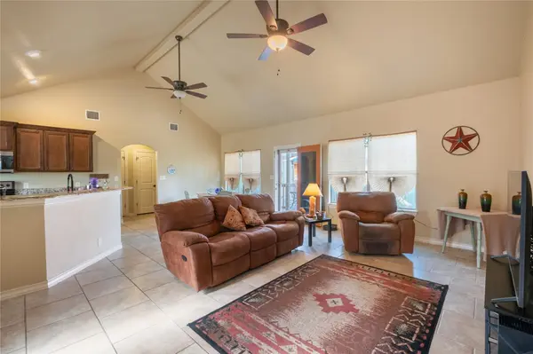 107 Garrett Way, Canyon Lake, TX 78133