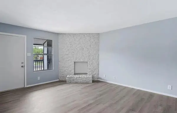 302 Hedgewood DR, Georgetown, TX 78628