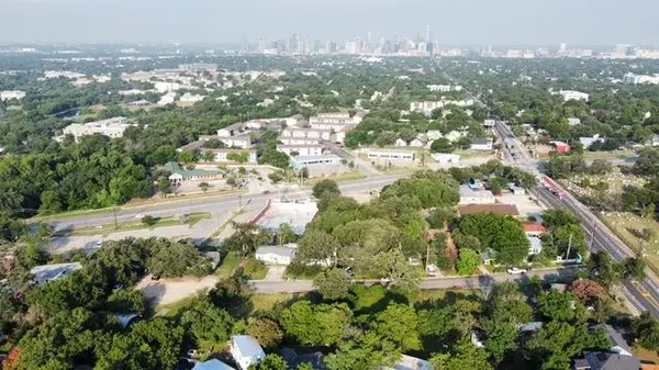 1189 Ridge DR, Austin, TX 78721