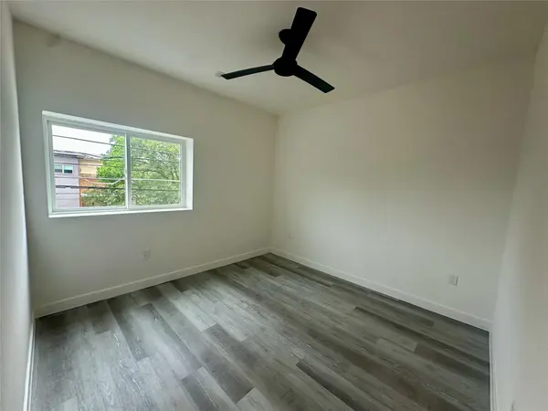 1309 Chicon ST #202, Austin, TX 78702