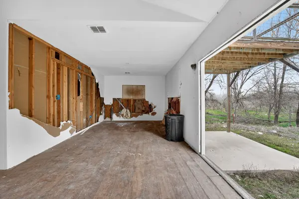 11223 Tom Sassman RD, Austin, TX 78747